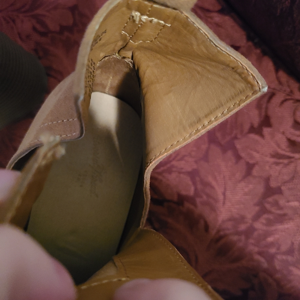 Universal Thread booties - Picture 3 of 7